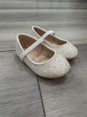 Baby Girl Flower girl shoes/ photoshoot/ special occasion shoes